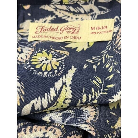 FADED GLORY Women’s Medium Blouse Navy Blue Floral Short Sleeve Keyhole Back New - Picture 4 of 4